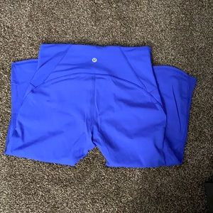Lululemon Train Times Crop 17” size 8 Blue